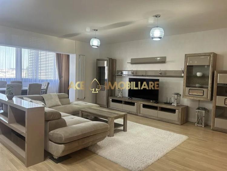 Apartament cu 3 camere semidecomandat, mobilat în Herăstrău