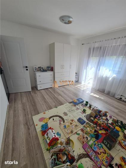 Casă cu 4 camere cu Teren 300 Mp în Hărman