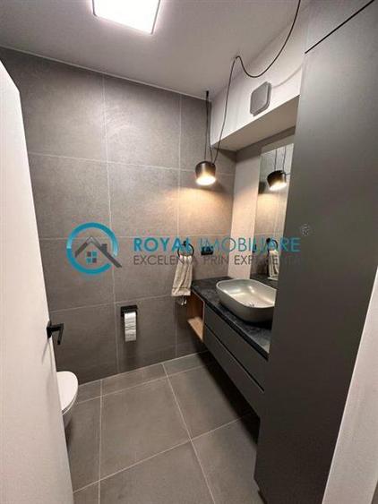 Apartament cu 3 camere decomandat, mobilat în Albert