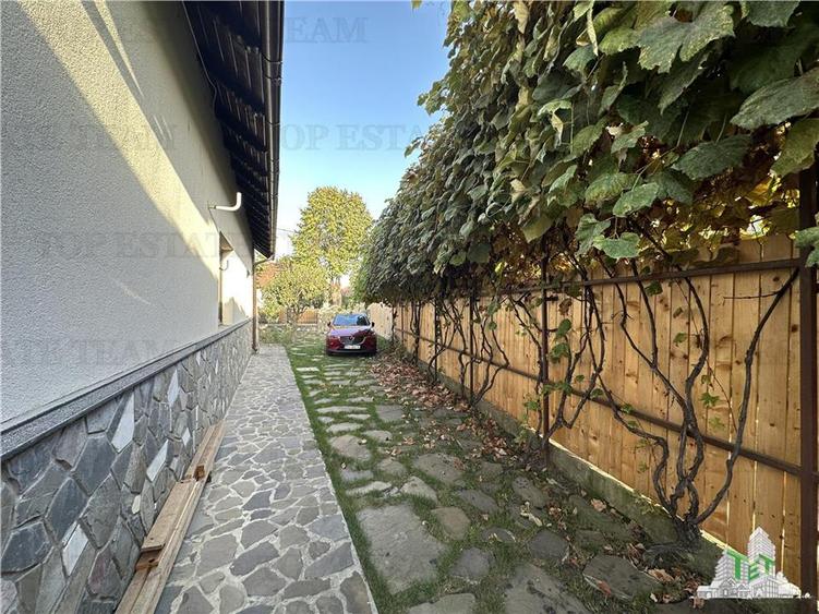 Casă individuală cu 5 camere cu Canalizare în Cornu de Jos (Cornu)
