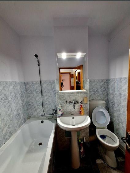 Garsonieră decomandată în Central