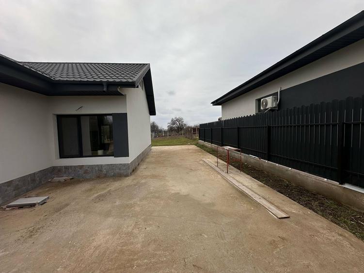 Casă individuală cu 3 camere cu Teren 580 Mp în Vasile Alecsandri