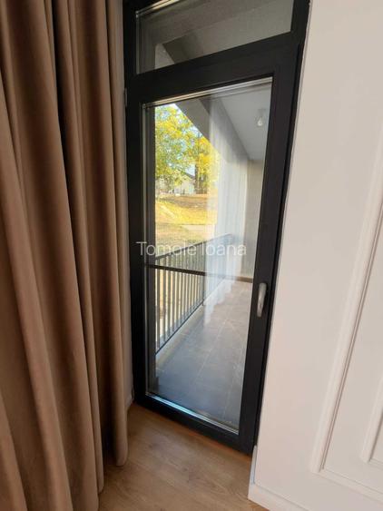 Inchiriez apartament 2 camere si living open space in bloc nou