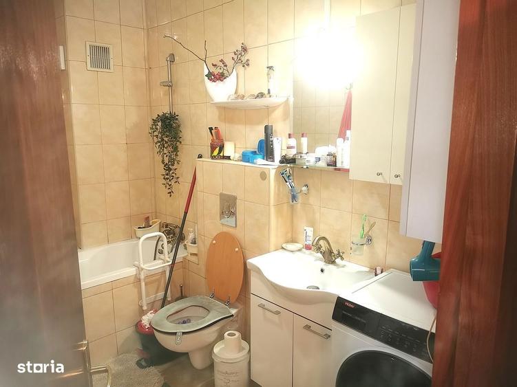 Apartament cu 3 camere decomandat, mobilat în Plevnei