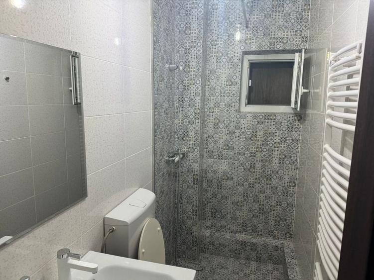 Apartament cu 3 camere decomandat în Popoveni