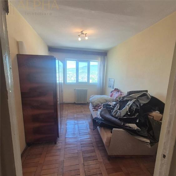 Apartament 4 camere Str. Florilor, Bistrita , Jud B-N - 3