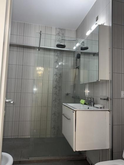 Apartament cu 2 camere decomandat, mobilat în P-ța Universității