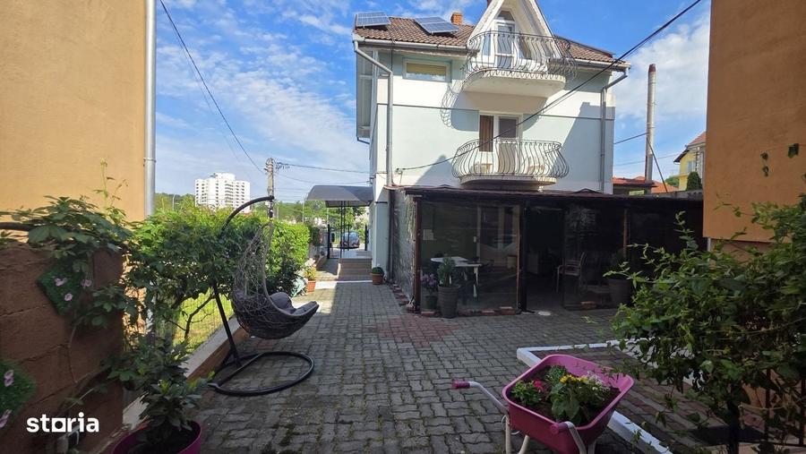 Casă cu 4 camere în Băile Felix
