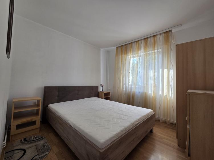 Apartament cu 2 camere semidecomandat în Tătărași