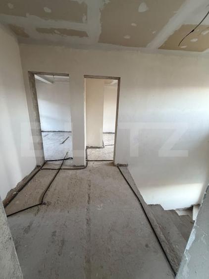Casă individuală cu 4 camere cu Teren 120 Mp în Florești