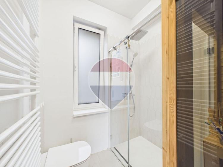 Casă individuală cu 4 camere cu Teren 3500 Mp în Clinceni