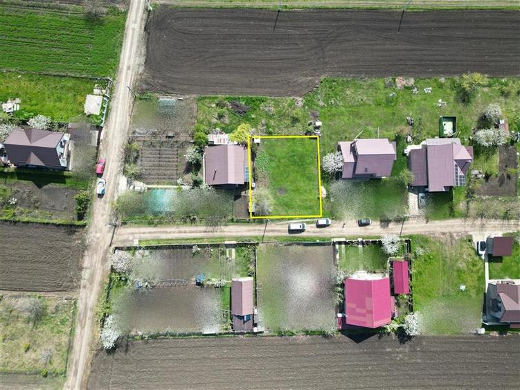 Teren Construcții intravilan de 557 mp, în Aeroport
