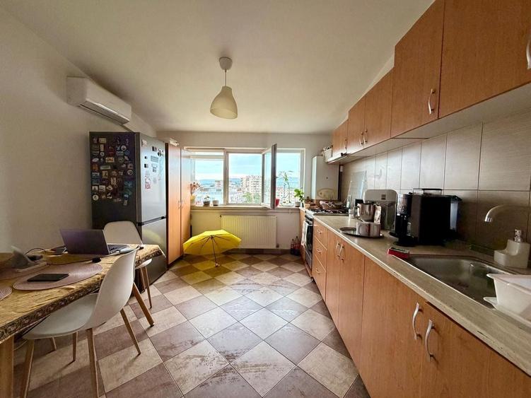 Apartament cu 2 camere semidecomandat, mobilat în Mărăști