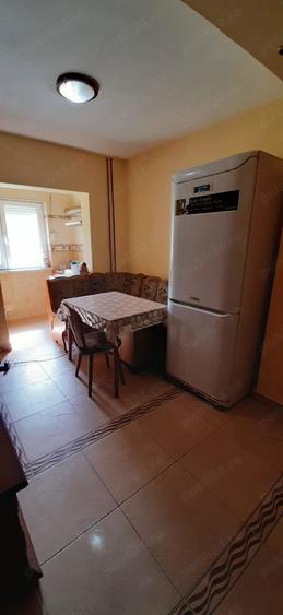 Apartament cu 2 camere decomandat în Lipovei
