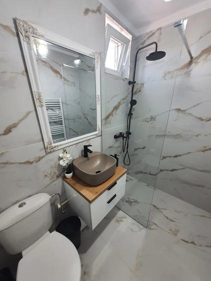 Apartament cu 2 camere decomandat în Ostroveni