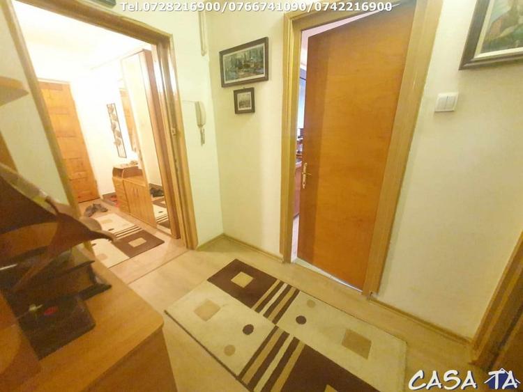 Apartament cu 3 camere decomandat în Ultracentral