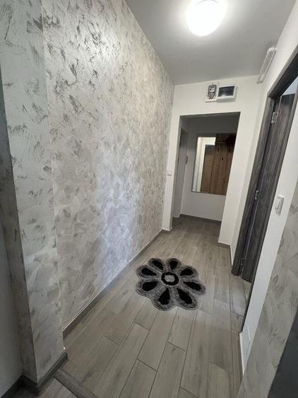 Apartament cu 2 camere semidecomandat, mobilat în Griviței