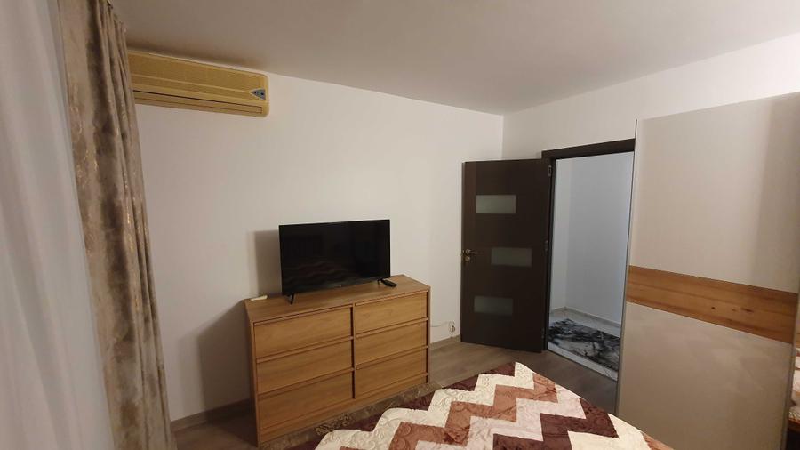 Proprietar Inchiriez apartament 2 camere | 52 mp | Prima inchiriere | Metrou 1 Decembrie 1918 - 5