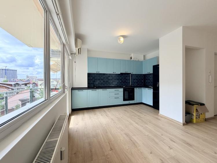 Apartament cu 2 camere semidecomandat, mobilat în Mărăști