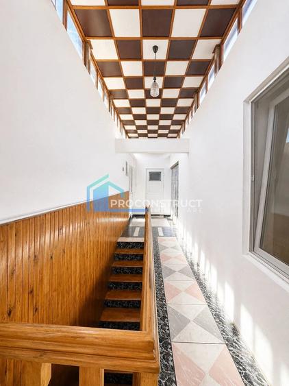 Casă cu 6 camere cu Teren 241 Mp în Iosefin