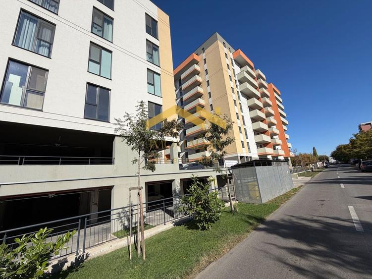 Apartament cu 3 camere decomandat în Aradului