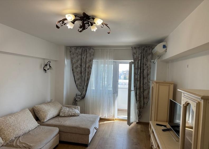 Apartament cu 2 camere decomandat, mobilat în Universitate