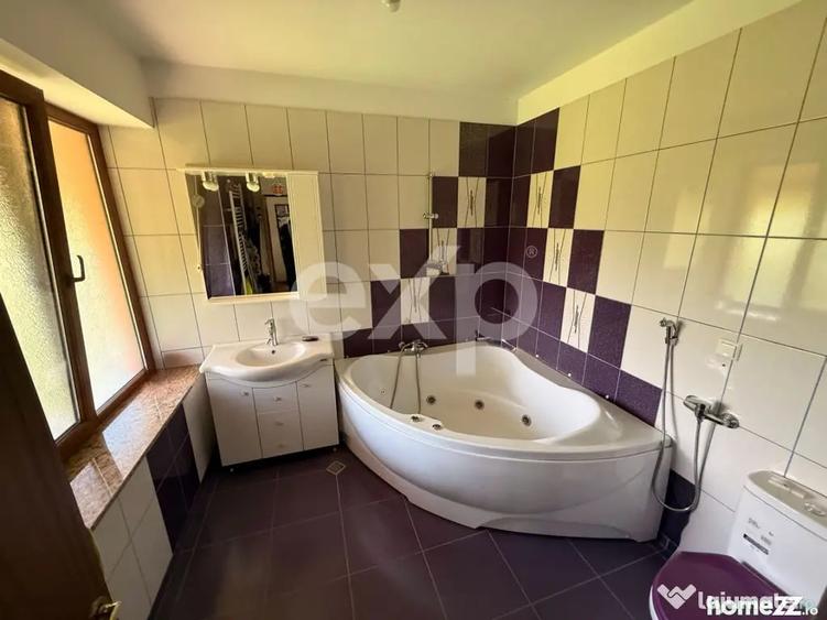 Casă cu 7 camere cu Teren 1008 Mp în Ștefănești