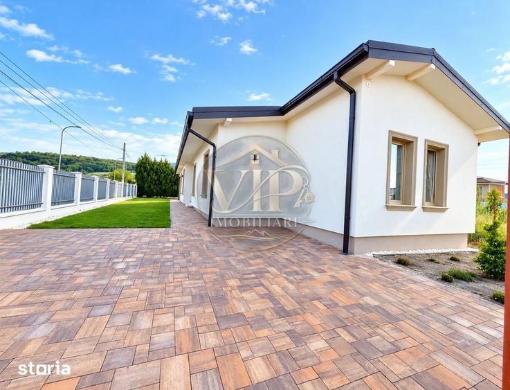 Casă cu 4 camere cu Teren 413 Mp în Cetate