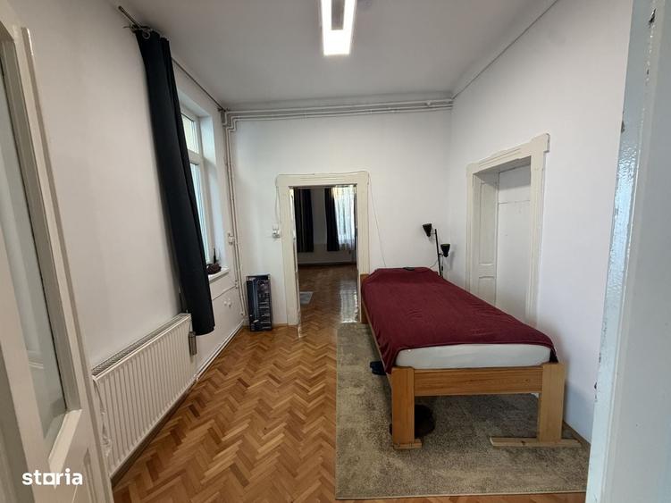 Casă cu 3 camere în Libertății