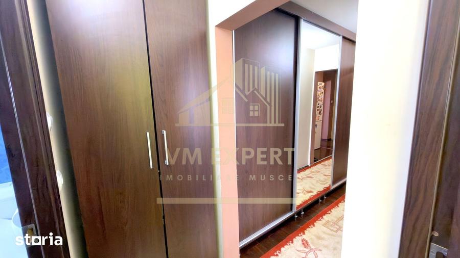 Apartament cu 3 camere în Sud