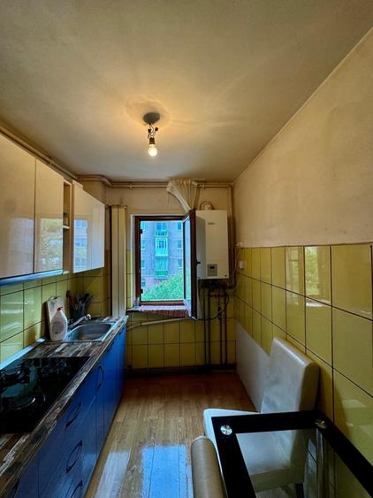 Apartament cu 2 camere semidecomandat în Micro 15