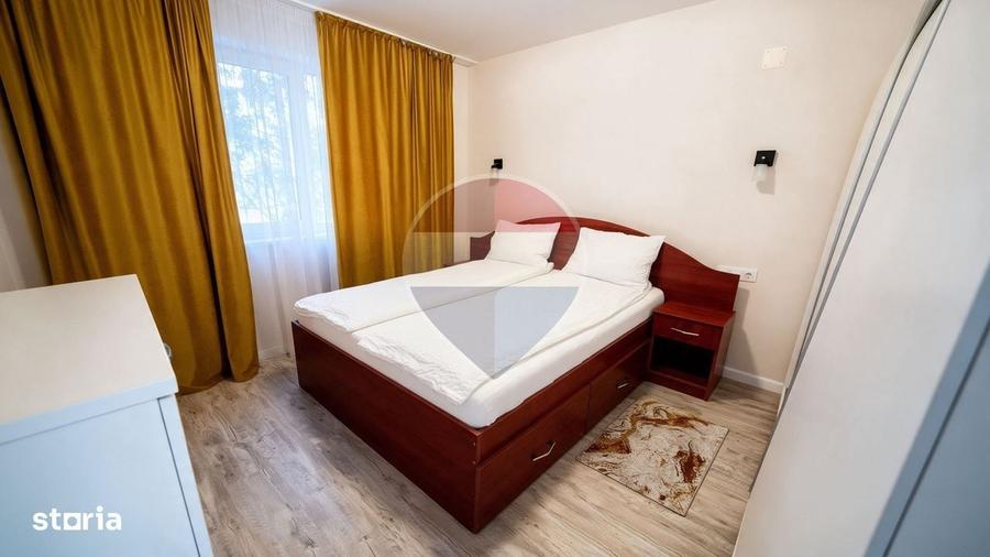 Apartament cu 3 camere semidecomandat în Central