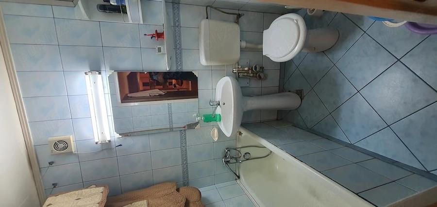 Apartament cu 2 camere decomandat în Drumul Taberei