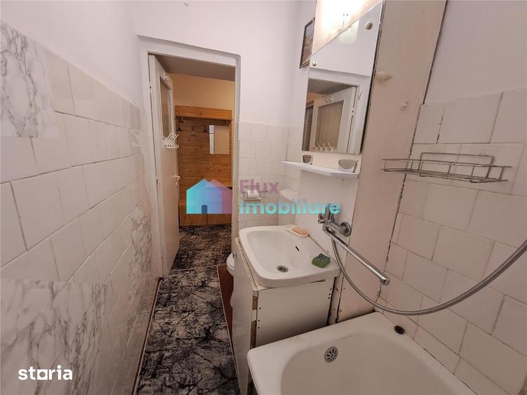 Apartament cu 2 camere nedecomandat în George Enescu