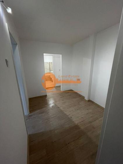 Apartament cu 2 camere decomandat în Apusului