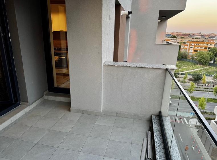 Apartament cu 2 camere decomandat în Drumul Taberei