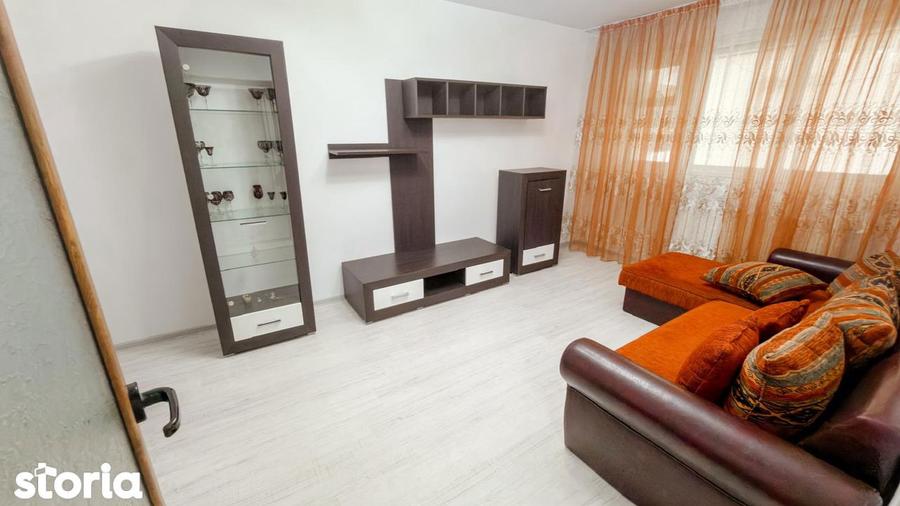 Apartament cu 2 camere, mobilat în Micro 19