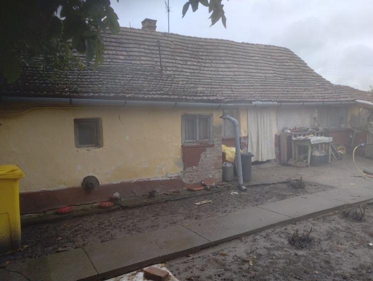 Casă cu 2 camere în Central