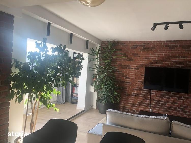 Apartament cu 3 camere în Decebal