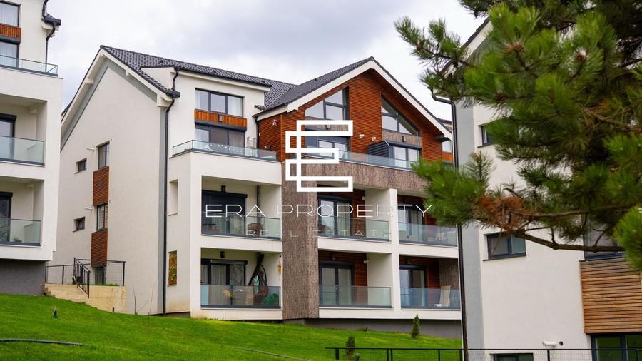 Penthouse cu 3 camere decomandat în Cristian