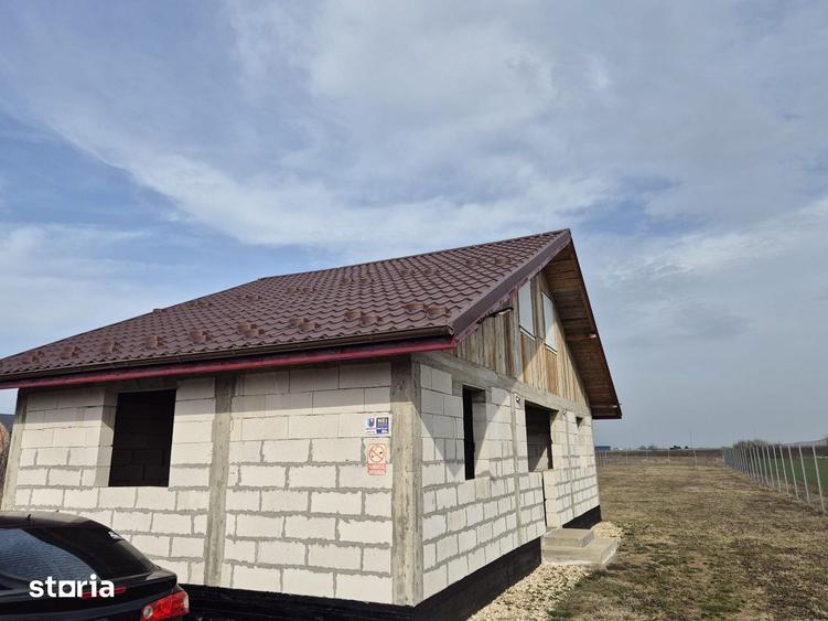 Casă cu 3 camere cu Teren 400 Mp în Moara Vlăsiei