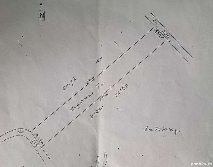 Teren de 5550 mp, în Izvorani