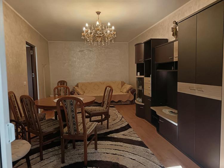 Apartament cu 2 camere decomandat, mobilat în Drumul Găzarului