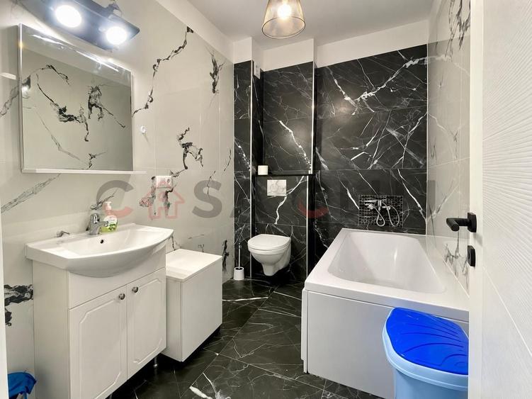 Apartament cu 3 camere semidecomandat, mobilat în Central