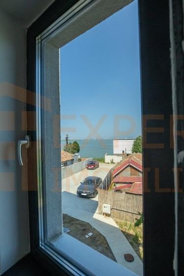 Casă individuală cu 3 camere cu Canalizare în Ovidiu