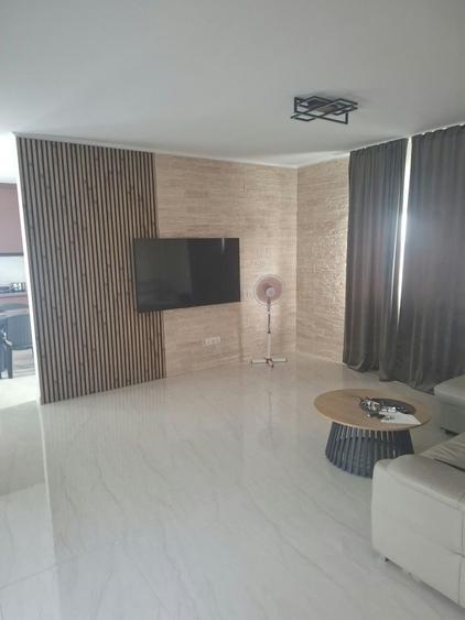 Casă cu 2 camere cu Teren 2900 Mp în Gelu