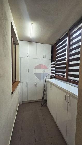 Apartament cu 2 camere decomandat, mobilat în Calea Romanului