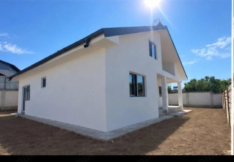 Casă cu Teren 360 Mp în Central