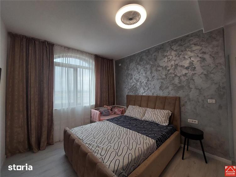 Casă cu 5 camere cu Teren 304 Mp în Vladimirescu