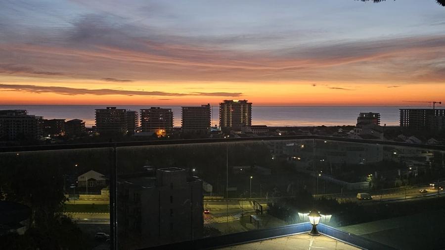 Apartament cu 4 camere decomandat, mobilat în Nord